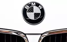 BMW отказалась от выпуска пикапа, но готовит конкурента Ленд Крузеру