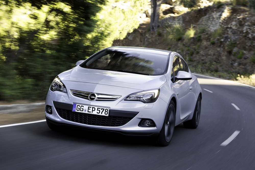 Opel объявил цену Astra GTC с двигателем 1.6 ECOTEC