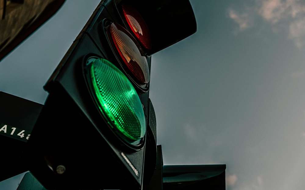 Отмена зеленого мигающего сигнала светофора - за и против