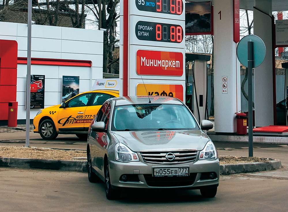Nissan Almera из парка ЗР: есть ли жизнь на газе?